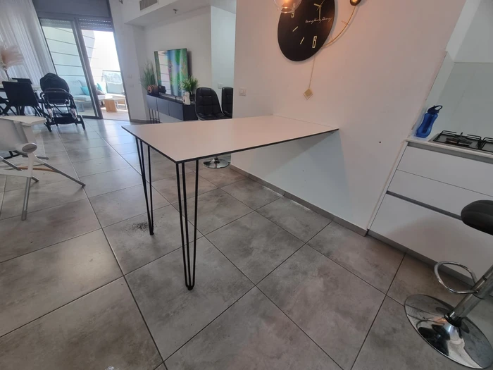 דלפק בר מטרספה בהזמנה אישית בבית פרטי