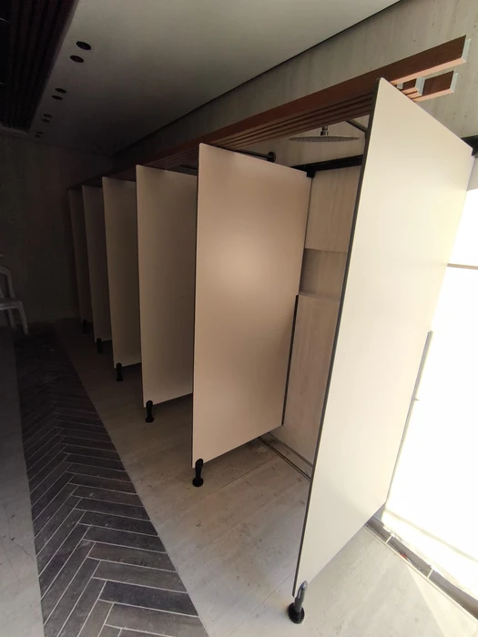 מחיצות מקלחת מטרספה