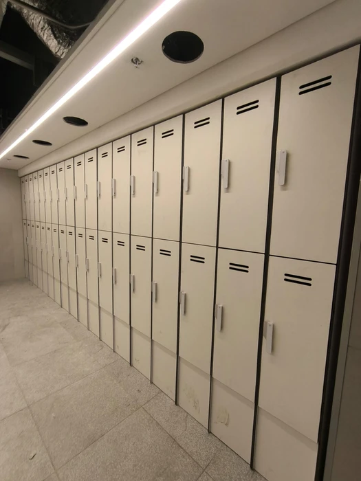 לוקרים בראשון לציון