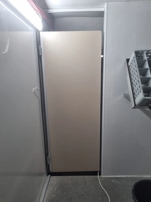 דלתות פנדל מסעדה נס ציונה