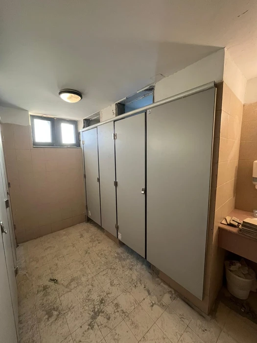 תאי שירותים מטרספה בממשית (3).