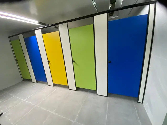 תאי שירותים מטרספה (H.P.L) במכון ויצמן