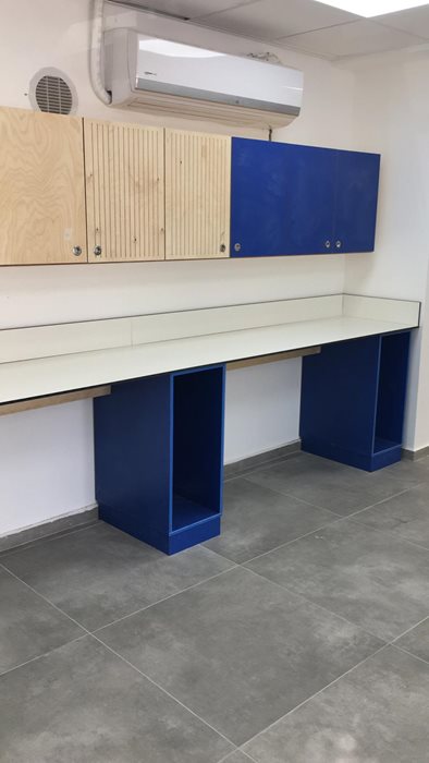 שולחנות מטרספה למעבדה בהתאמה אישית