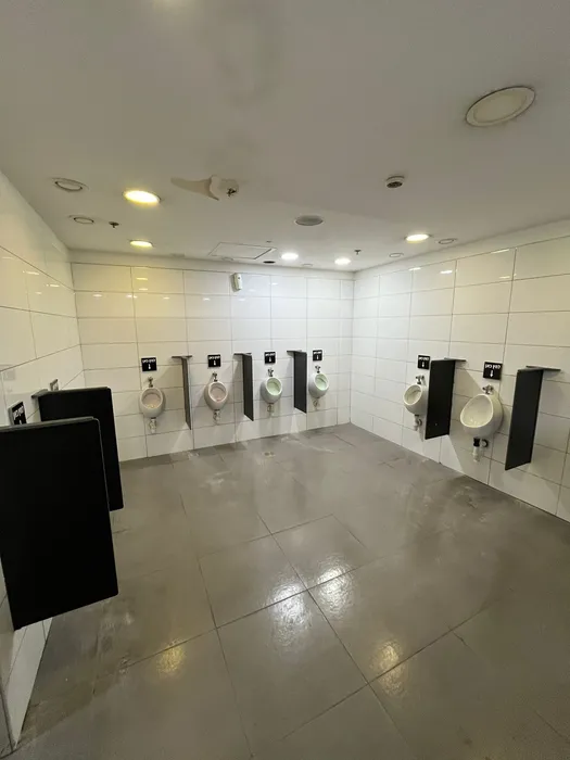 מחיצות משתנה מטרספה בצבע שחור