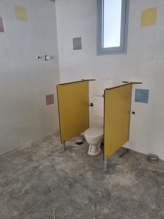 תאים ומחיצות HPL (טרספה) גני ילדים קיבוץ לביא