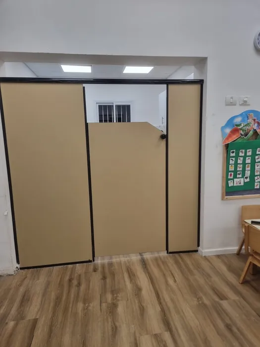 תאים ומחיצות HPL (טרספה) גני ילדים